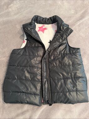 fabkids Black Puffer Vest with Star-Print Lining